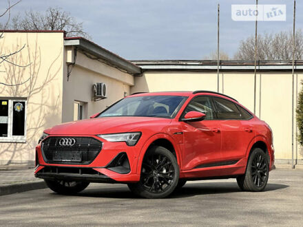 Оранжевый Ауди E-Tron, объемом двигателя 0 л и пробегом 1 тыс. км за 34999 $, фото 1 на Automoto.ua