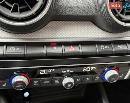 Белый Ауди Ку2, объемом двигателя 1.5 л и пробегом 19 тыс. км за 30900 $, фото 39 на Automoto.ua