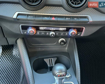 Красный Ауди Ку2, объемом двигателя 1.4 л и пробегом 60 тыс. км за 19999 $, фото 35 на Automoto.ua