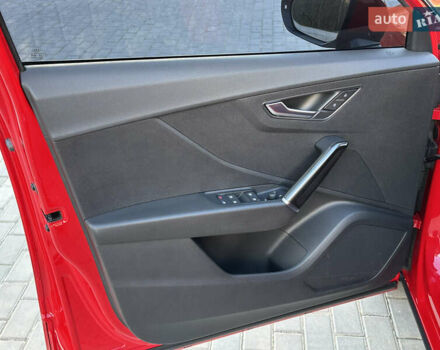 Красный Ауди Ку2, объемом двигателя 1.4 л и пробегом 60 тыс. км за 19999 $, фото 25 на Automoto.ua