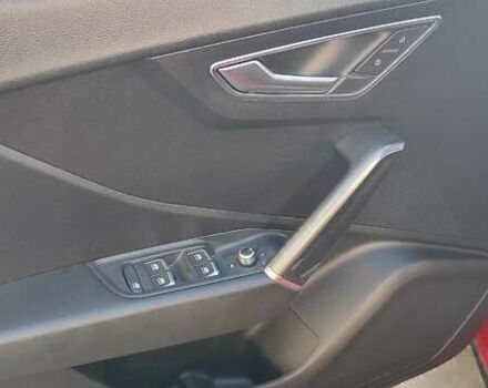 Червоний Ауді Ку2, об'ємом двигуна 0 л та пробігом 30 тис. км за 19000 $, фото 12 на Automoto.ua