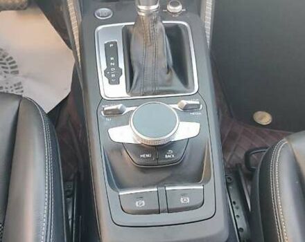 Червоний Ауді Ку2, об'ємом двигуна 0 л та пробігом 30 тис. км за 17500 $, фото 6 на Automoto.ua