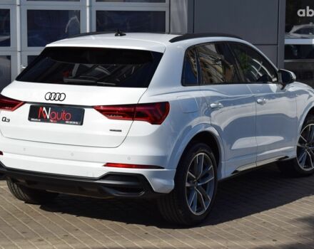 Білий Ауді Ку3, об'ємом двигуна 2 л та пробігом 7 тис. км за 43900 $, фото 2 на Automoto.ua