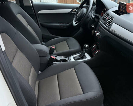 Білий Ауді Ку3, об'ємом двигуна 2 л та пробігом 205 тис. км за 16700 $, фото 26 на Automoto.ua