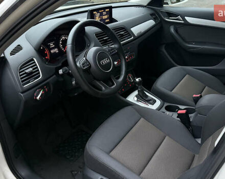 Білий Ауді Ку3, об'ємом двигуна 2 л та пробігом 205 тис. км за 16700 $, фото 16 на Automoto.ua