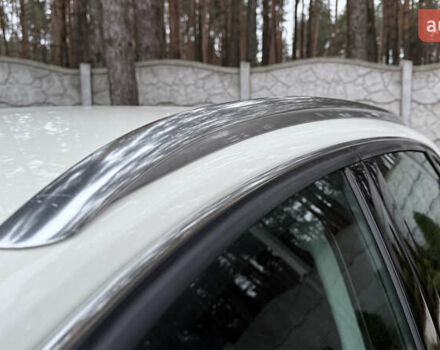 Білий Ауді Ку3, об'ємом двигуна 2 л та пробігом 205 тис. км за 16700 $, фото 10 на Automoto.ua