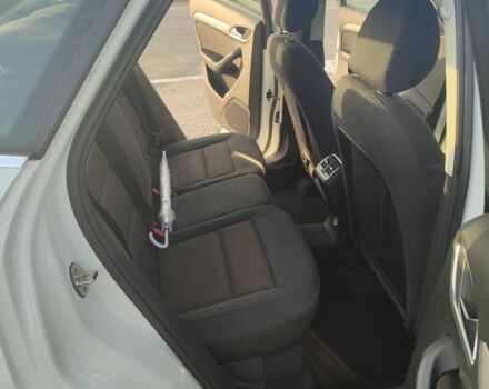 Белый Ауди Ку3, объемом двигателя 2 л и пробегом 255 тыс. км за 6150 $, фото 5 на Automoto.ua