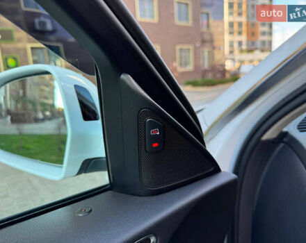 Білий Ауді Ку3, об'ємом двигуна 1.98 л та пробігом 208 тис. км за 16500 $, фото 15 на Automoto.ua