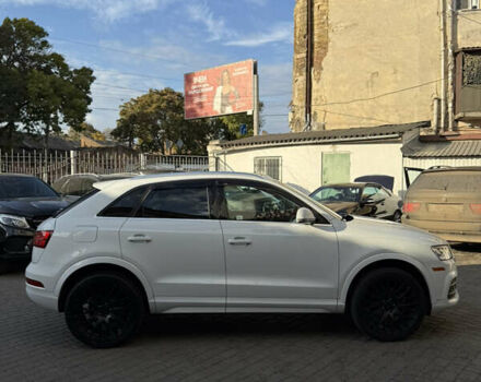 Белый Ауди Ку3, объемом двигателя 2 л и пробегом 208 тыс. км за 16000 $, фото 4 на Automoto.ua