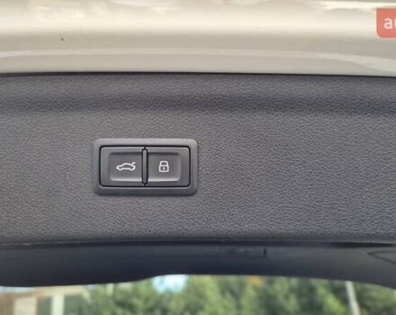 Белый Ауди Ку3, объемом двигателя 2 л и пробегом 279 тыс. км за 15900 $, фото 36 на Automoto.ua