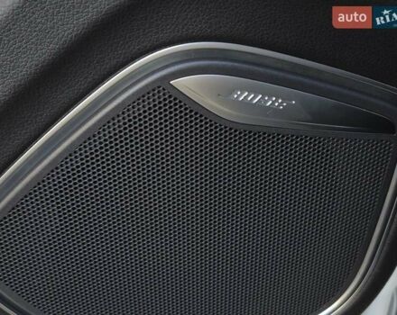 Білий Ауді Ку3, об'ємом двигуна 1.98 л та пробігом 189 тис. км за 16400 $, фото 32 на Automoto.ua