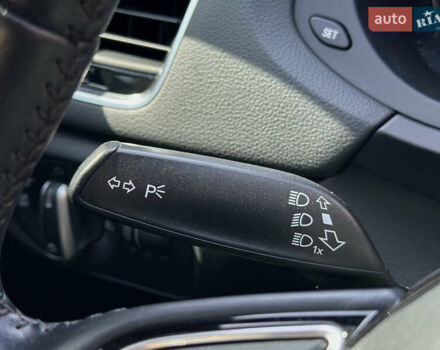 Білий Ауді Ку3, об'ємом двигуна 2 л та пробігом 108 тис. км за 15999 $, фото 45 на Automoto.ua