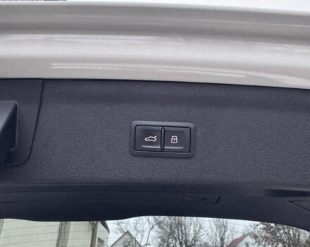 Белый Ауди Ку3, объемом двигателя 1.98 л и пробегом 127 тыс. км за 16500 $, фото 18 на Automoto.ua