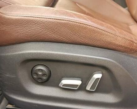 Білий Ауді Ку3, об'ємом двигуна 1.98 л та пробігом 108 тис. км за 16400 $, фото 19 на Automoto.ua