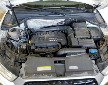 Білий Ауді Ку3, об'ємом двигуна 2 л та пробігом 30 тис. км за 2800 $, фото 11 на Automoto.ua