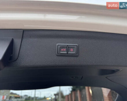 Белый Ауди Ку3, объемом двигателя 2 л и пробегом 80 тыс. км за 19990 $, фото 49 на Automoto.ua