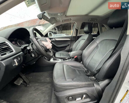 Білий Ауді Ку3, об'ємом двигуна 2 л та пробігом 177 тис. км за 10100 $, фото 8 на Automoto.ua