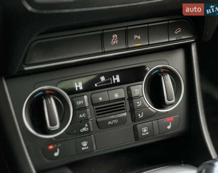 Белый Ауди Ку3, объемом двигателя 2 л и пробегом 208 тыс. км за 14700 $, фото 49 на Automoto.ua