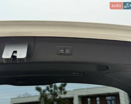 Білий Ауді Ку3, об'ємом двигуна 1.98 л та пробігом 137 тис. км за 18700 $, фото 31 на Automoto.ua