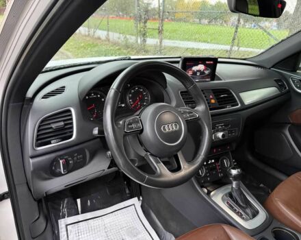 Білий Ауді Ку3, об'ємом двигуна 2 л та пробігом 67 тис. км за 12800 $, фото 10 на Automoto.ua