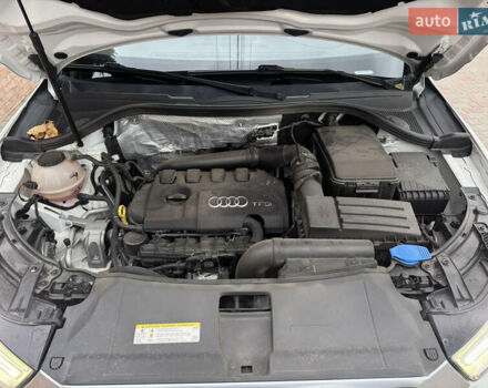 Белый Ауди Ку3, объемом двигателя 2 л и пробегом 80 тыс. км за 19990 $, фото 26 на Automoto.ua