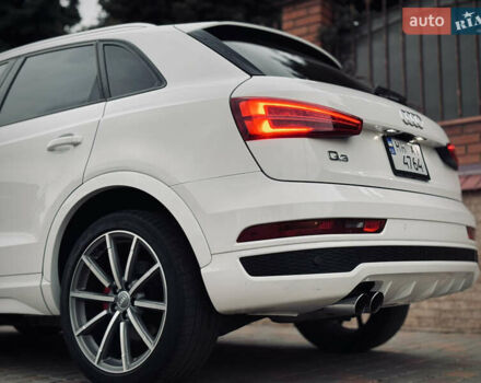 Белый Ауди Ку3, объемом двигателя 2 л и пробегом 80 тыс. км за 19990 $, фото 66 на Automoto.ua