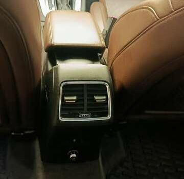 Білий Ауді Ку3, об'ємом двигуна 1.98 л та пробігом 108 тис. км за 16400 $, фото 21 на Automoto.ua