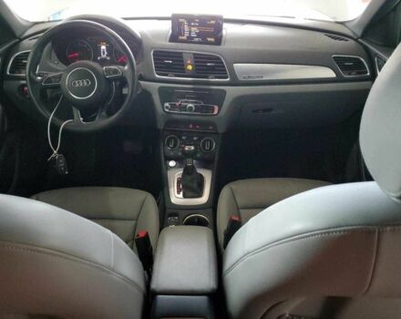 Белый Ауди Ку3, объемом двигателя 2 л и пробегом 44 тыс. км за 3500 $, фото 7 на Automoto.ua