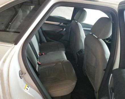 Белый Ауди Ку3, объемом двигателя 2 л и пробегом 44 тыс. км за 3500 $, фото 10 на Automoto.ua