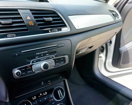 Белый Ауди Ку3, объемом двигателя 2 л и пробегом 44 тыс. км за 5400 $, фото 6 на Automoto.ua