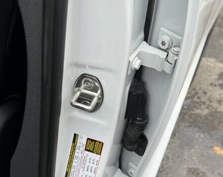 Білий Ауді Ку3, об'ємом двигуна 1.98 л та пробігом 208 тис. км за 19900 $, фото 19 на Automoto.ua