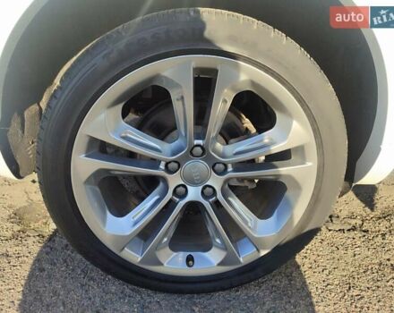 Белый Ауди Ку3, объемом двигателя 2 л и пробегом 84 тыс. км за 17900 $, фото 6 на Automoto.ua