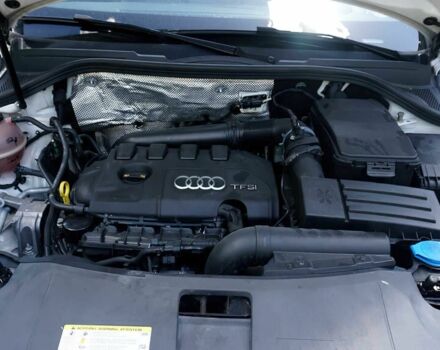 Белый Ауди Ку3, объемом двигателя 2 л и пробегом 44 тыс. км за 5400 $, фото 12 на Automoto.ua