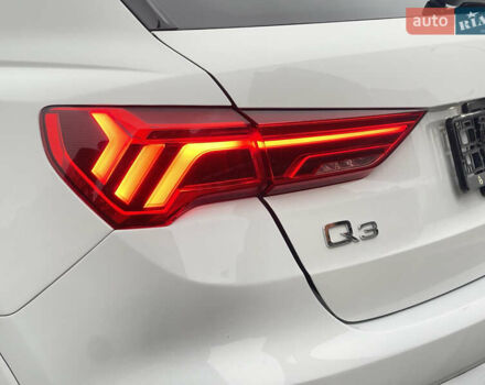 Белый Ауди Ку3, объемом двигателя 1.98 л и пробегом 108 тыс. км за 18999 $, фото 4 на Automoto.ua