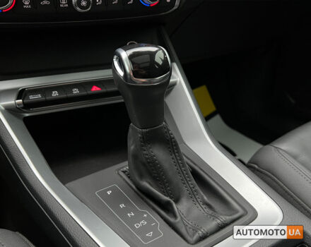 Белый Ауди Ку3, объемом двигателя 2 л и пробегом 42 тыс. км за 30900 $, фото 18 на Automoto.ua