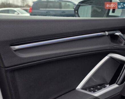 Белый Ауди Ку3, объемом двигателя 2 л и пробегом 63 тыс. км за 19999 $, фото 24 на Automoto.ua