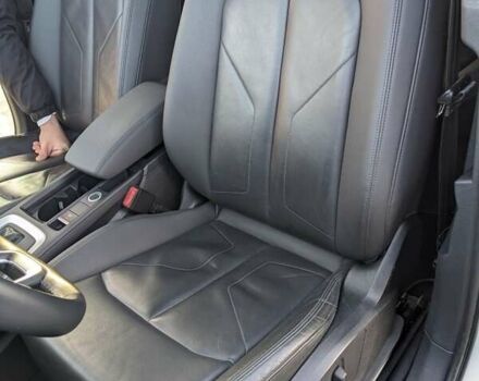 Белый Ауди Ку3, объемом двигателя 1.98 л и пробегом 98 тыс. км за 28000 $, фото 24 на Automoto.ua