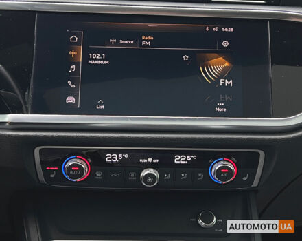 Белый Ауди Ку3, объемом двигателя 2 л и пробегом 42 тыс. км за 30900 $, фото 23 на Automoto.ua