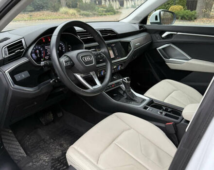 Білий Ауді Ку3, об'ємом двигуна 2 л та пробігом 83 тис. км за 23850 $, фото 9 на Automoto.ua