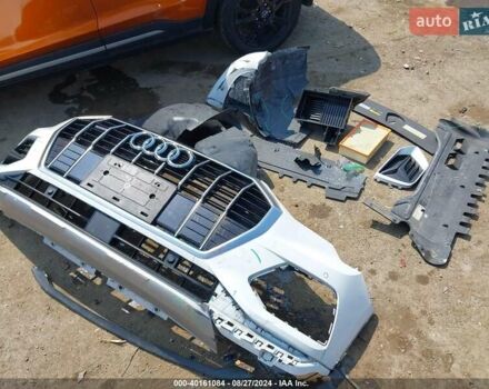 Белый Ауди Ку3, объемом двигателя 0 л и пробегом 88 тыс. км за 16000 $, фото 2 на Automoto.ua