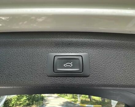 Белый Ауди Ку3, объемом двигателя 1.98 л и пробегом 133 тыс. км за 21999 $, фото 22 на Automoto.ua