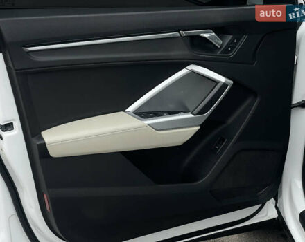 Белый Ауди Ку3, объемом двигателя 1.98 л и пробегом 108 тыс. км за 18999 $, фото 14 на Automoto.ua