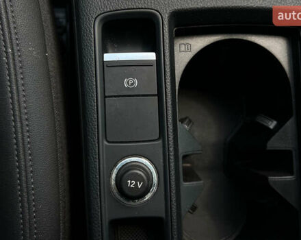 Белый Ауди Ку3, объемом двигателя 2 л и пробегом 42 тыс. км за 27900 $, фото 24 на Automoto.ua