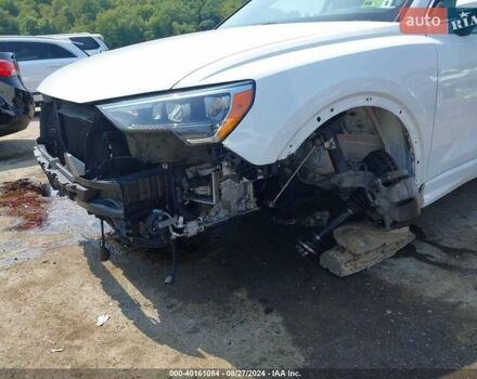 Белый Ауди Ку3, объемом двигателя 0 л и пробегом 88 тыс. км за 16000 $, фото 6 на Automoto.ua