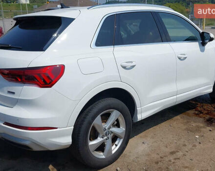 Белый Ауди Ку3, объемом двигателя 0 л и пробегом 88 тыс. км за 16000 $, фото 8 на Automoto.ua