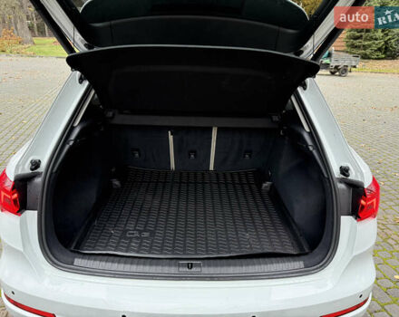 Білий Ауді Ку3, об'ємом двигуна 2 л та пробігом 83 тис. км за 23850 $, фото 16 на Automoto.ua