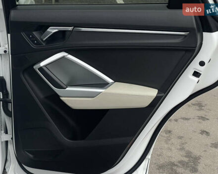 Белый Ауди Ку3, объемом двигателя 1.98 л и пробегом 108 тыс. км за 18999 $, фото 23 на Automoto.ua