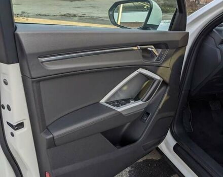 Белый Ауди Ку3, объемом двигателя 1.98 л и пробегом 98 тыс. км за 28000 $, фото 25 на Automoto.ua