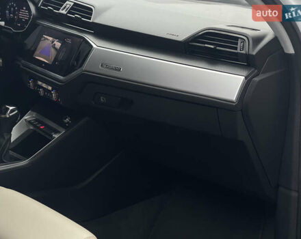 Белый Ауди Ку3, объемом двигателя 1.98 л и пробегом 108 тыс. км за 18999 $, фото 28 на Automoto.ua