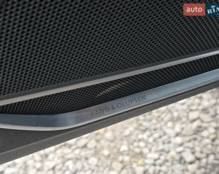 Белый Ауди Ку3, объемом двигателя 2 л и пробегом 63 тыс. км за 19999 $, фото 49 на Automoto.ua